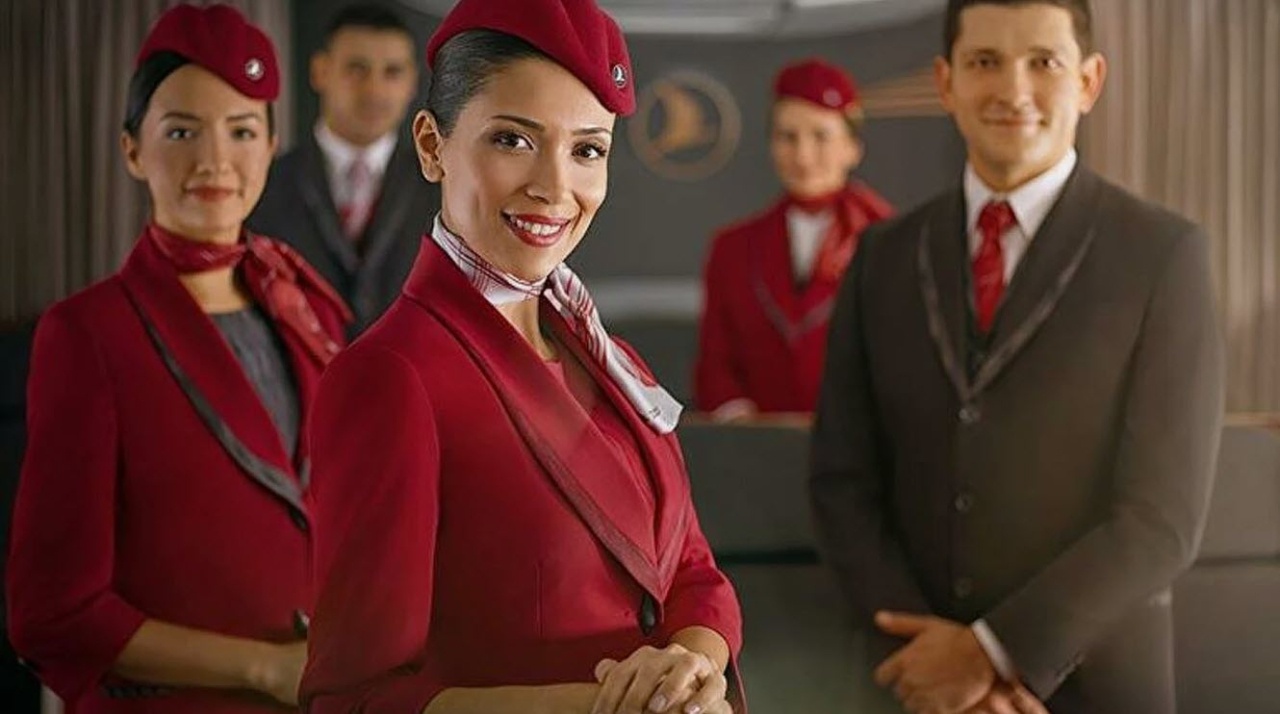 THY Ekim Ayında Çılgın Maaş ile Personel Alımları Başladı! Kabin Memuru ve Pilot Alımı İçin Başvuru Şartları