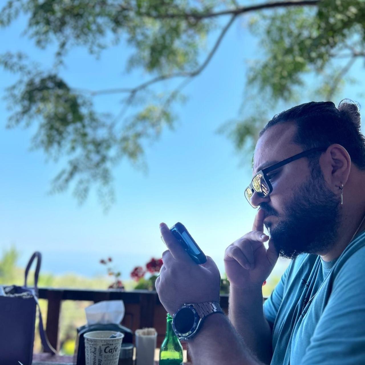 Yayıncı Jahrein Gözaltına Alındı: Müstehcenlik Suçlamasıyla Hakkında İşlem Başlatıldı