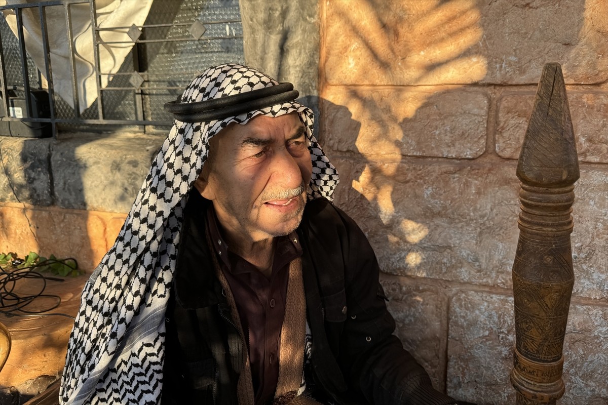 İsrail'in saldırıları altındaki Lübnan'ın Baalbek bölgesinde bulunan Duris köyünde yaşayan...