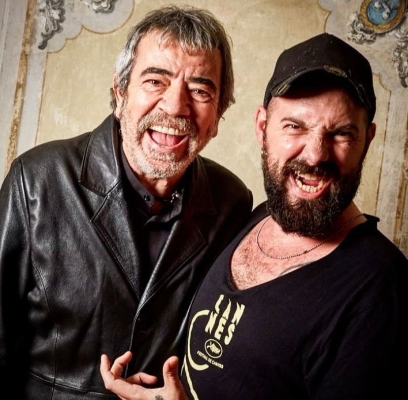 "Aşk-ı Memnu'nun Yıldızları, Selçuk Bey Yes Man'de buluşuyor!