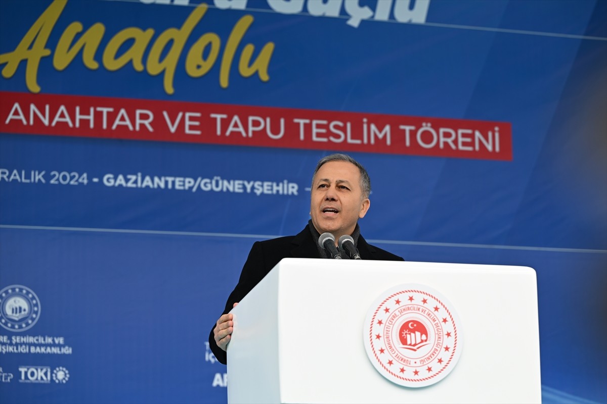 Cumhurbaşkanı Recep Tayyip Erdoğan'ın katılımıyla Gaziantep Güneyşehir'de 5 bin 113 Deprem ve...