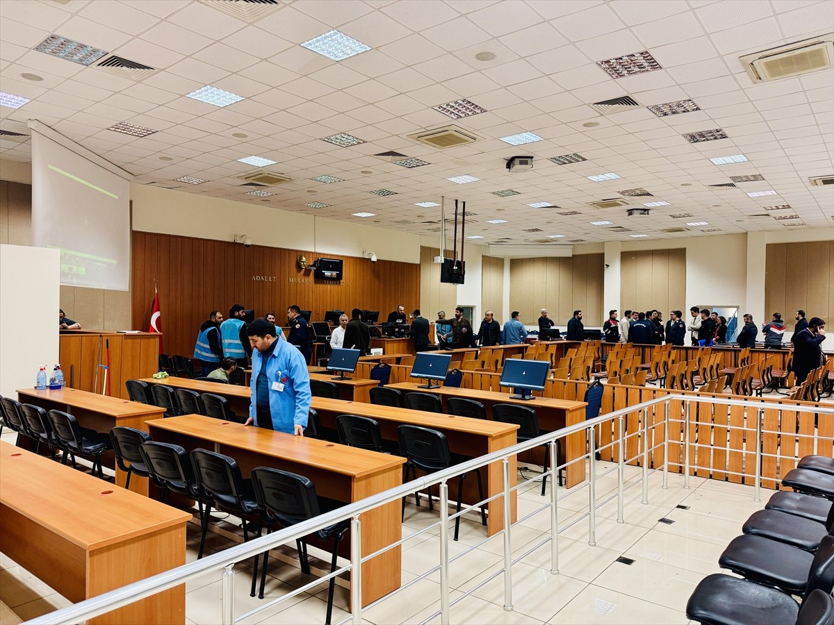 Diyarbakır'da 8 yaşındaki Narin Güran'ın öldürülmesine ilişkin tutuklu 4 sanığın ağırlaştırılmış...