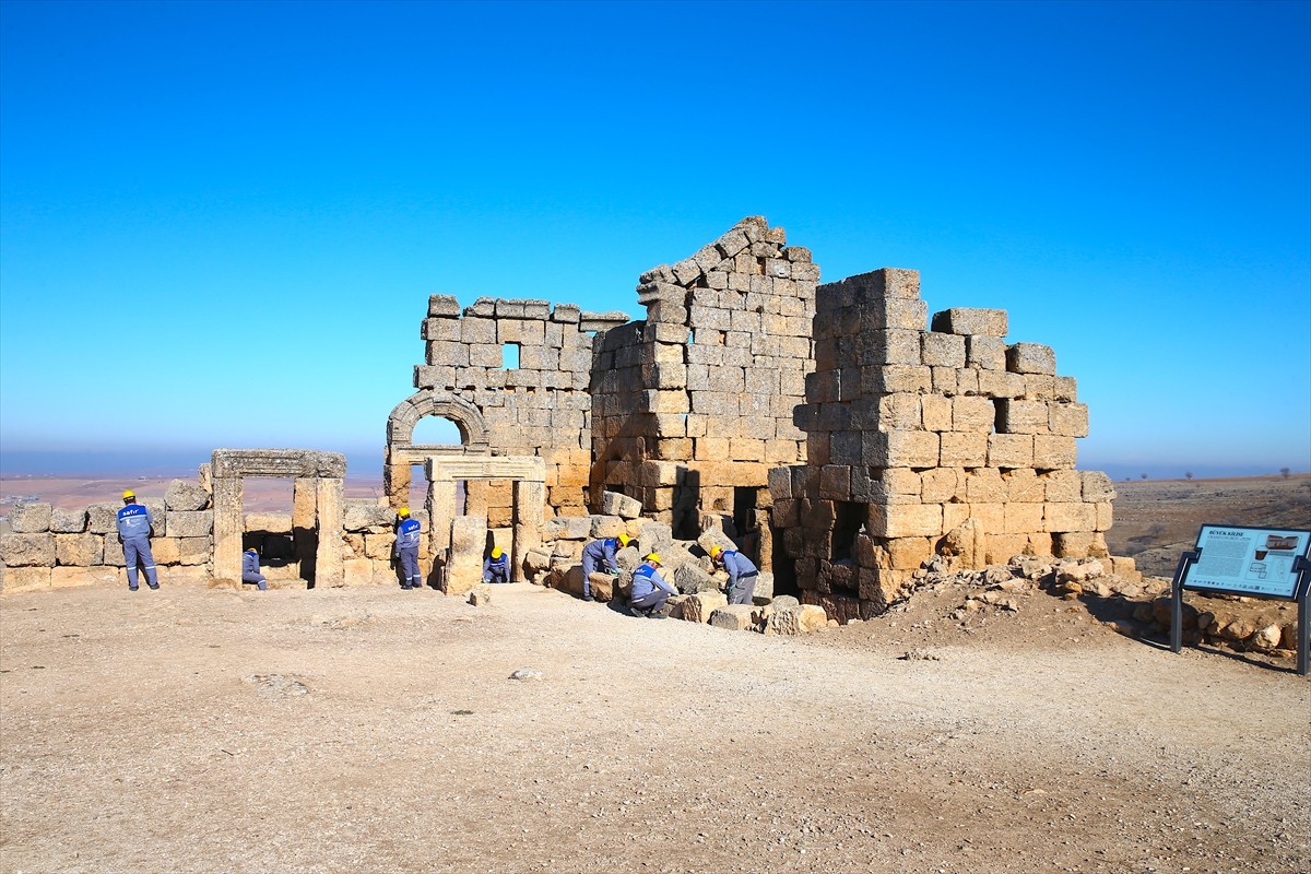 Diyarbakır'da, Roma İmparatorluğu döneminde "askeri yerleşim" olarak kullanılan 3 bin yıllık...