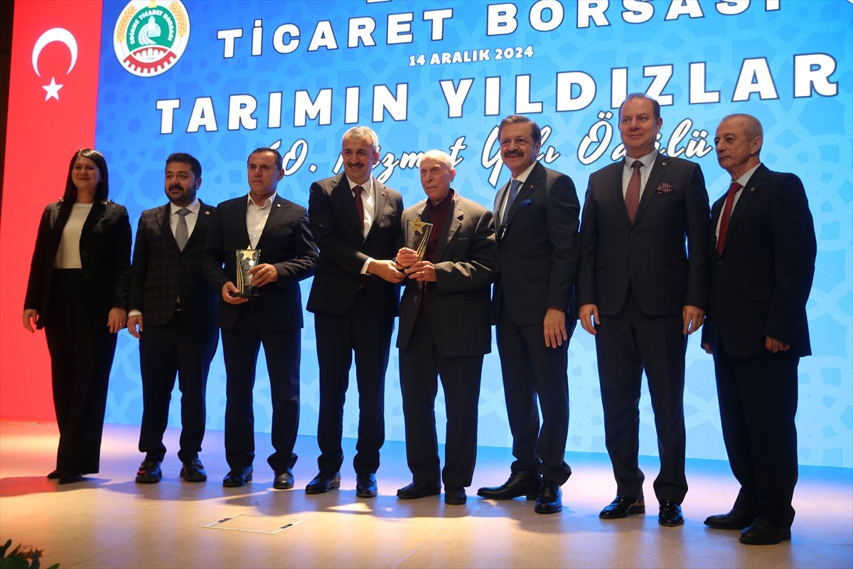 Edirne Ticaret Borsası (ETB) "Tarımın Yıldızları Ödülleri" törenle sahiplerine verildi. Törene...