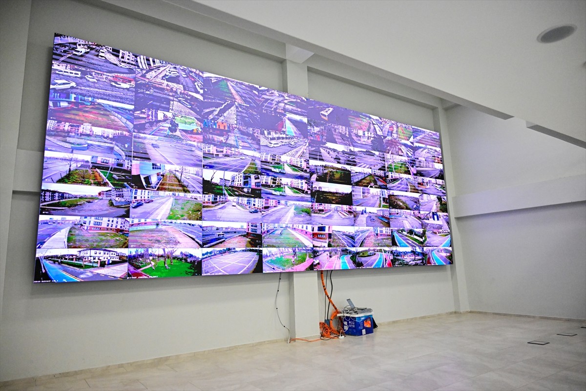 Esenler'de güvenlik, çevre, trafik, yangın ile doğal afetler gibi olaylara müdahale etmek amacıyla...