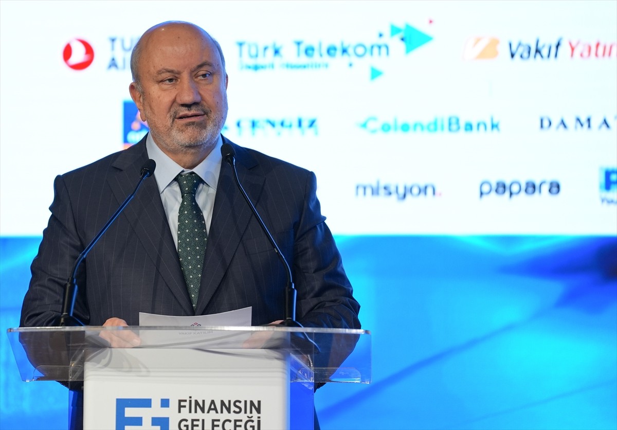 Finansın Geleceği Zirvesi, sektöre yön veren ve etkileyen konuların ele alındığı özel...