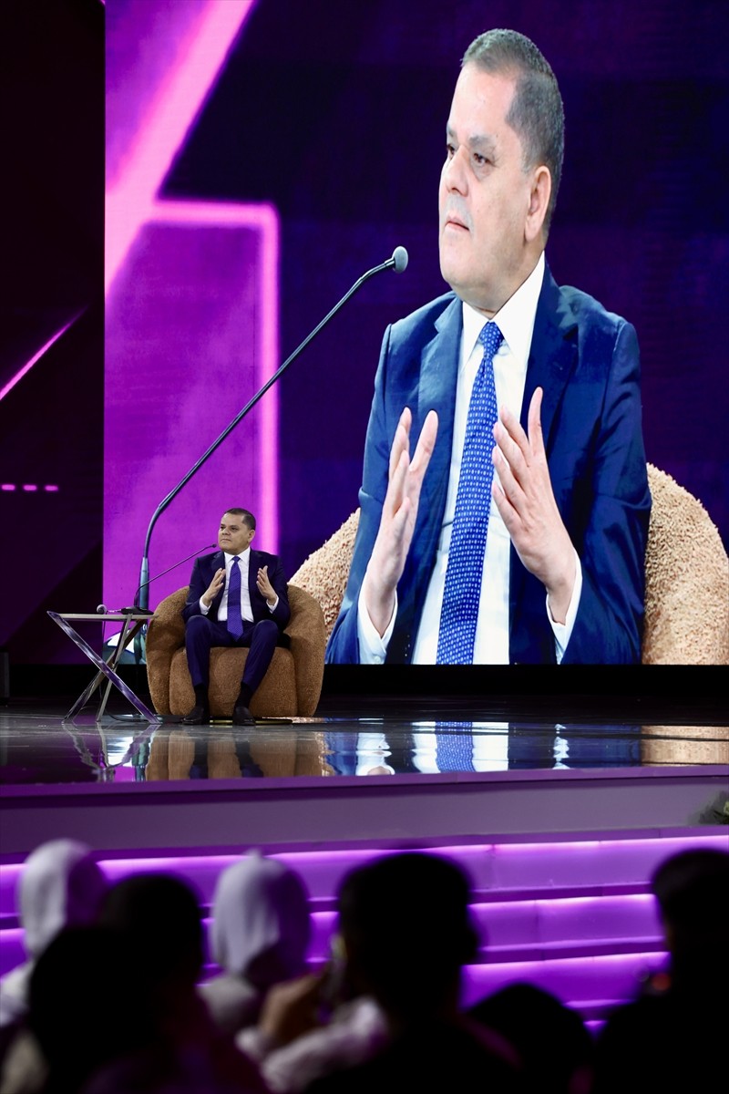 Libya Ulusal Birlik Hükümeti Başbakanı Abdulhamid Dibeybe, AA ve TRT'nin de atölye çalışmalarıyla...