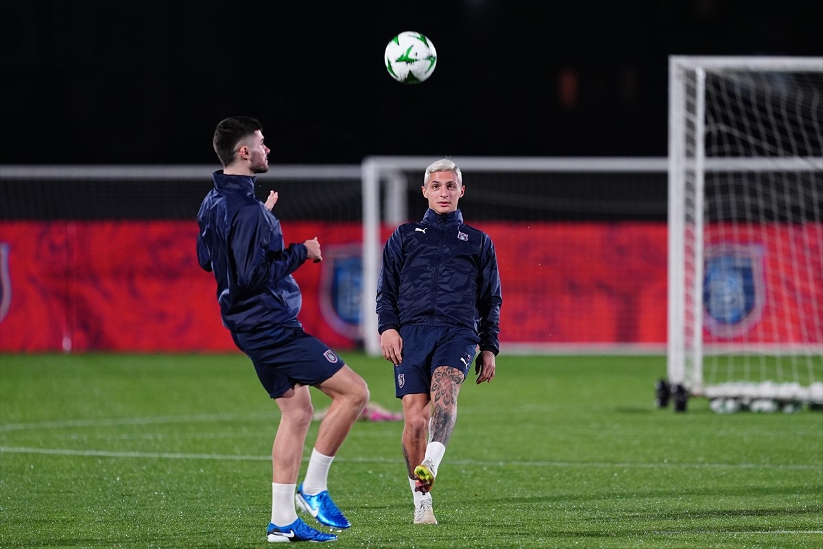 RAMS Başakşehir, UEFA Konferans Ligi'nin 5. haftasında yarın Alman ekibi Heidenheim ile yapacağı...