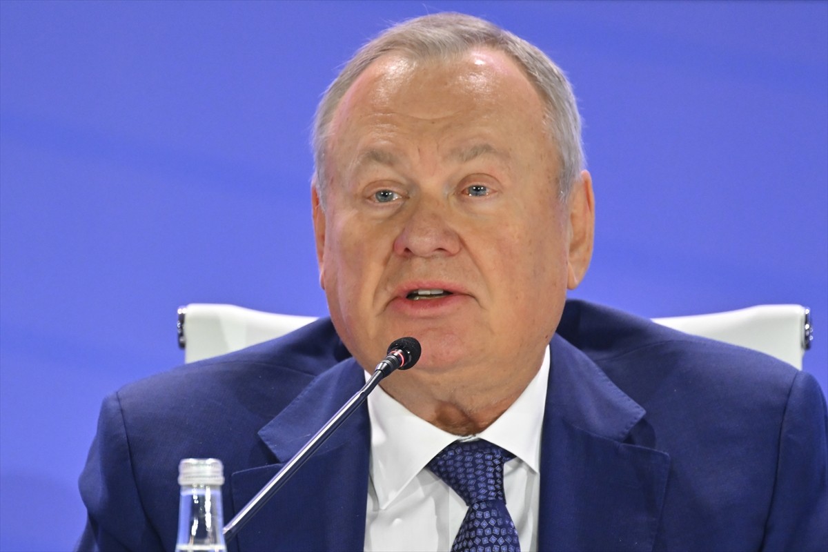 Rusya’nın en büyük bankalarından VTB'nin Başkanı Andrey Kostin, Birleşik Arap Emirlikleri'nin...