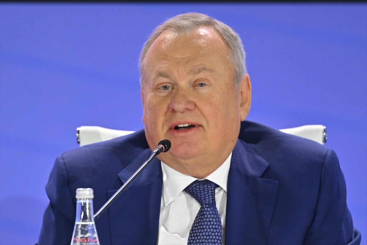 Rusya’nın en büyük bankalarından VTB'nin Başkanı Andrey Kostin, Birleşik Arap Emirlikleri'nin...