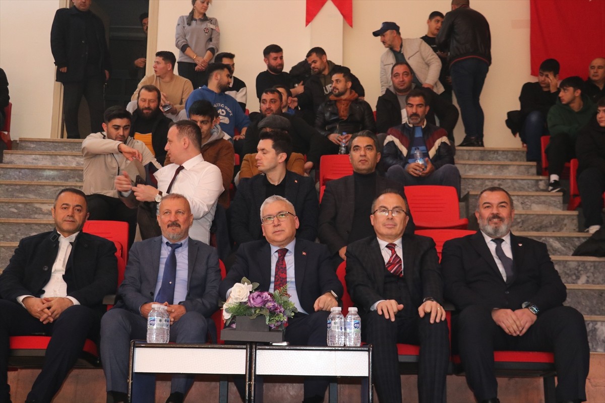 Spor Toto Muaythai Süper Ligi sezon finali, Sivas'ta gerçekleştirildi. Valilik, belediye, Gençlik...