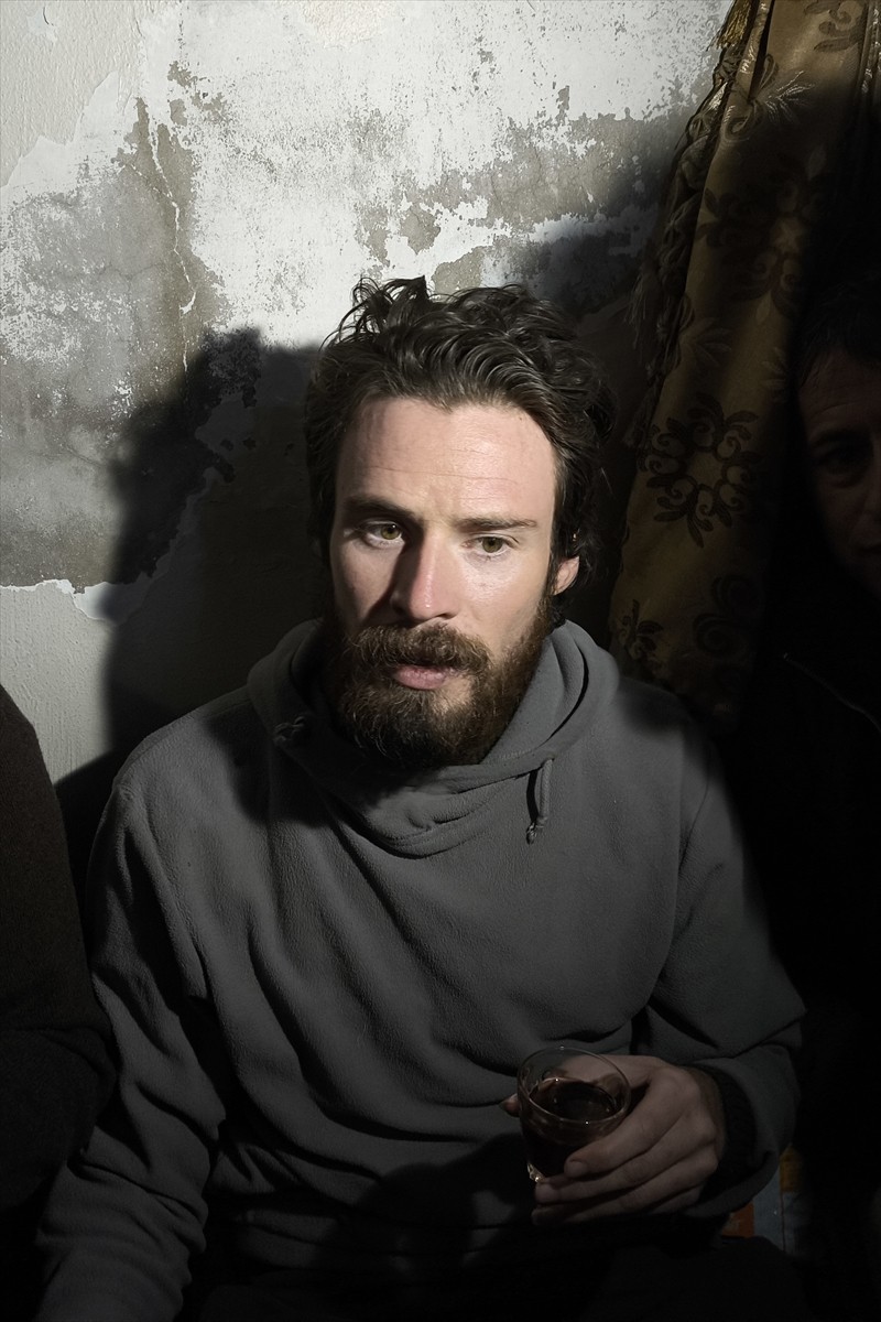 Suriye’de kaybolan ABD vatandaşı Travis Pete Timmerman, devrilen rejimin Sednaya Hapishanesi’nden...