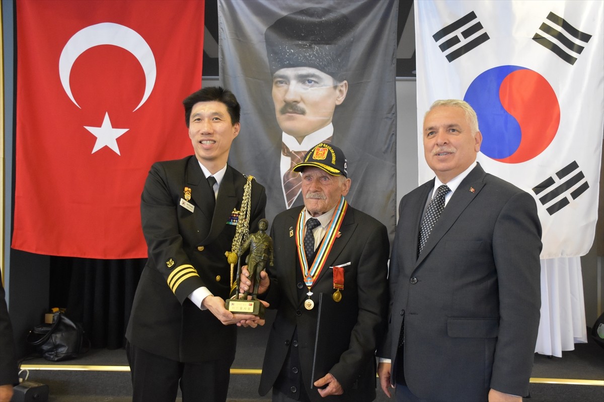 Trabzon'da, Güney Kore Savunma Ataşeliği ve Türkiye Muharip Gaziler Derneği Genel Başkanlığınca...