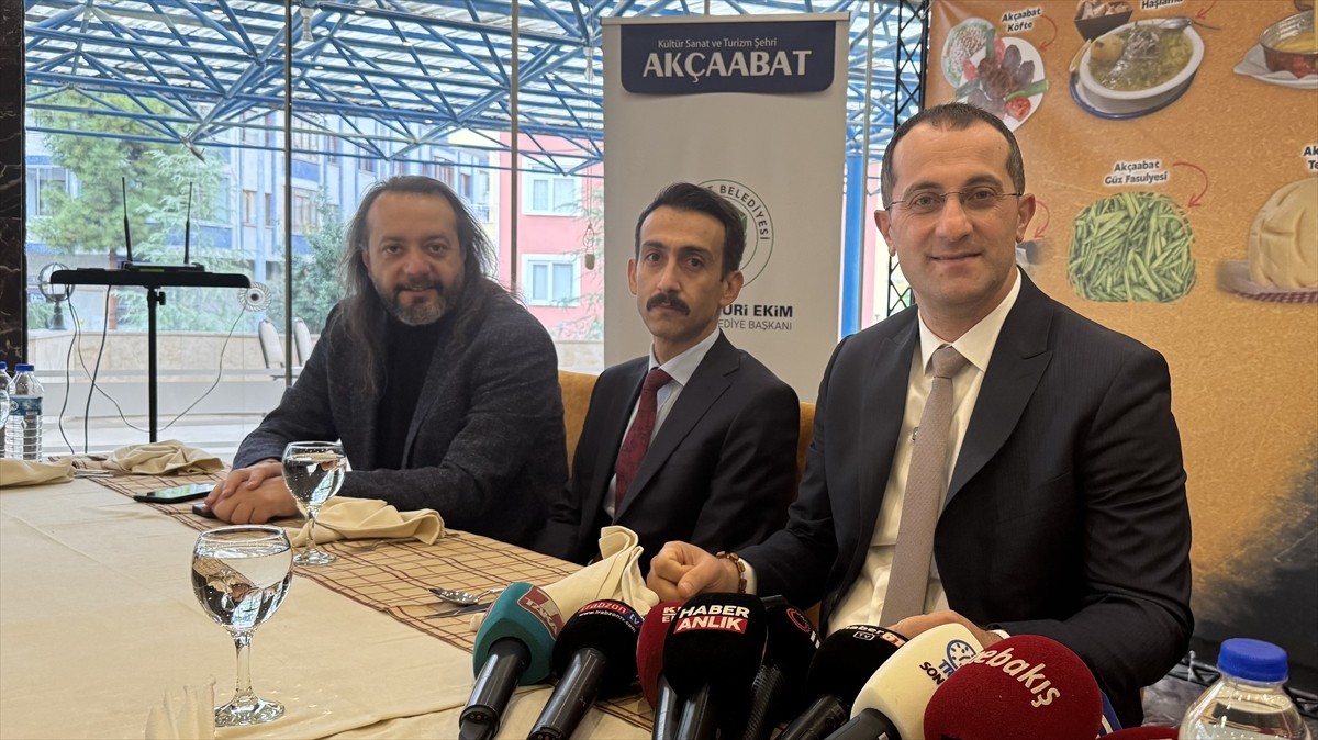 Trabzon'un, coğrafi işaret tescilli köftesiyle de adından söz ettiren Akçaabat ilçesinin yöresel...