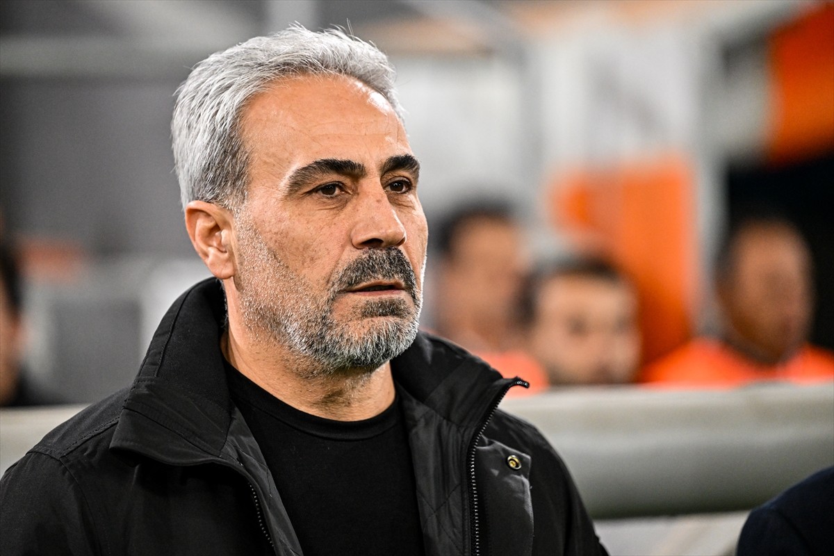 Trendyol Süper Lig'in 16. haftasında Adana Demirspor ile Beşiktaş, Yeni Adana Stadyumu'nda...