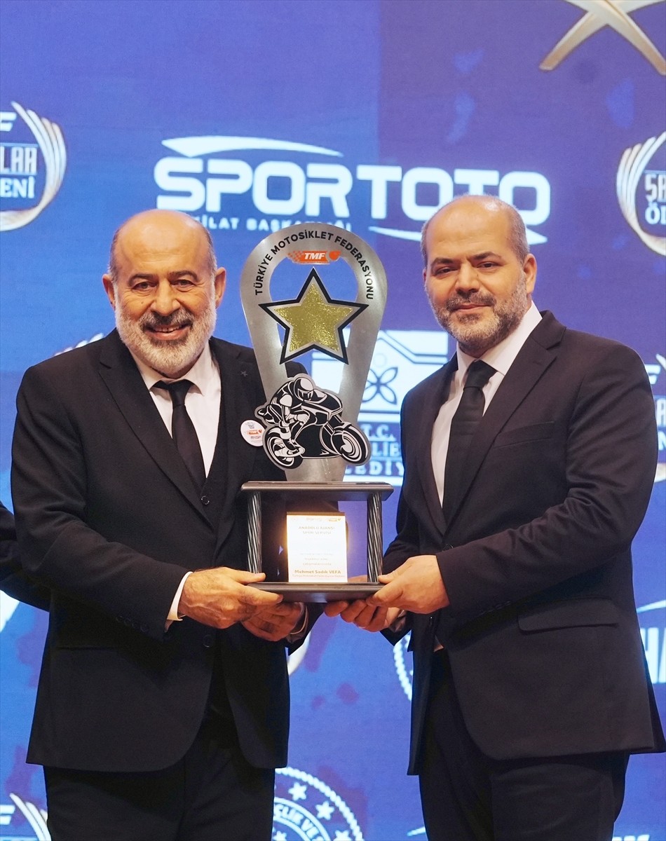 Türkiye Motosiklet Federasyonu'nun gerçekleştirdiği "2024 TMF Şampiyonlar Ödül Töreni"nde Anadolu...