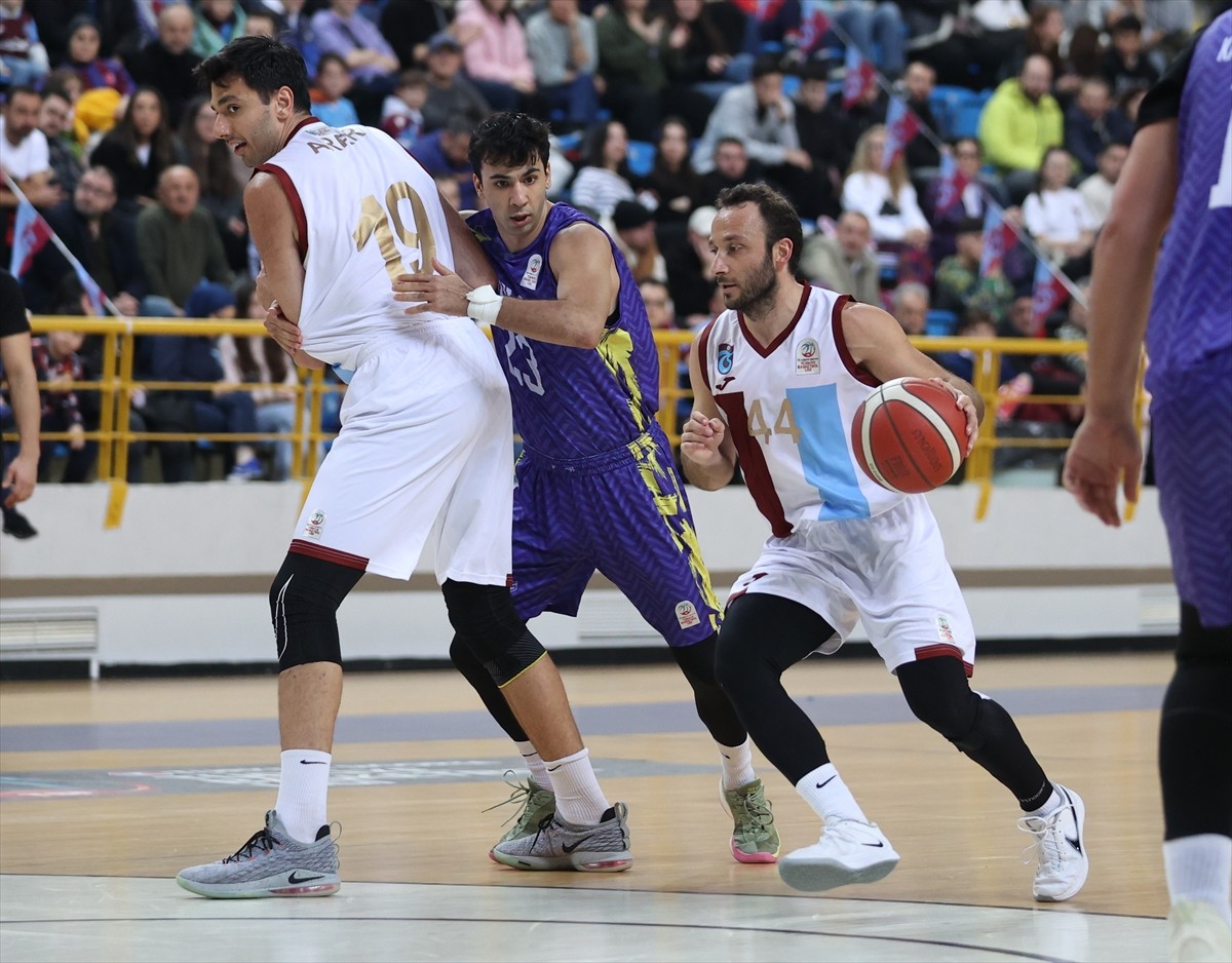 Türkiye Sigorta Türkiye Basketbol Ligi'nin 18. haftasında Trabzonspor, Hayri Gür Spor Salonu'nda...