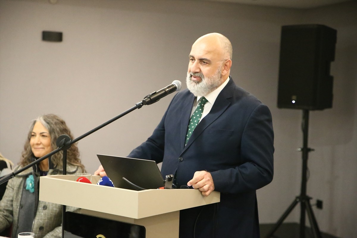 Adana'da 2024 yılında 12'ncisi düzenlenen Uluslararası Portakal Çiçeği Karnavalı'na ilişkin "2024...