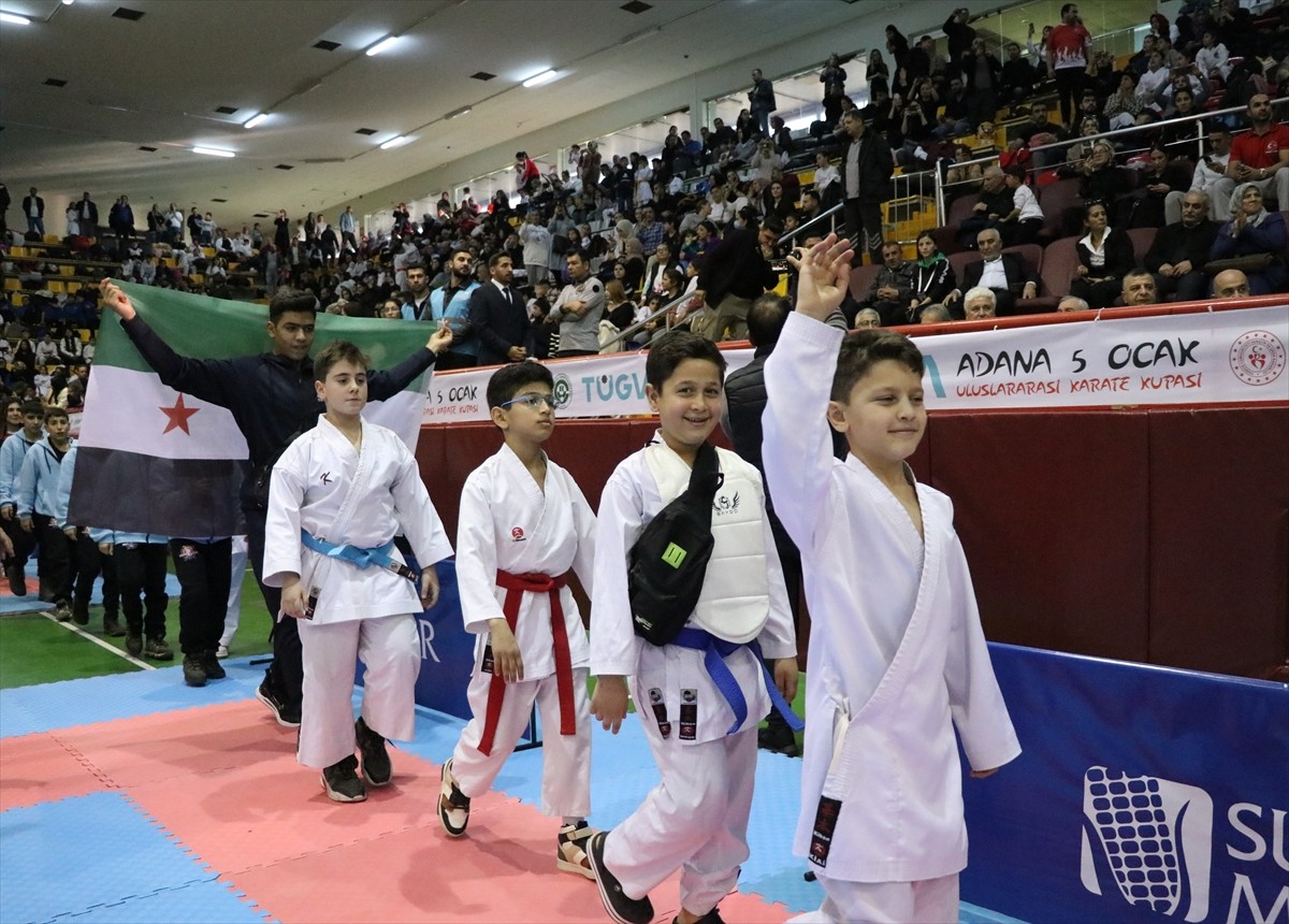 Adana'da bu yıl 6'ncısı düzenlenen 5 Ocak Uluslararası Karate Kurtuluş Kupası, 14 ülkeden 2 bin...
