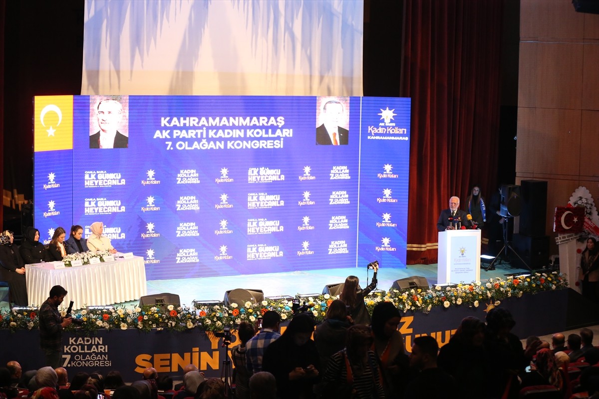 AK Parti Genel Başkanvekili Mustafa Elitaş, Mehmet Akif Ersoy Kültür Merkezi'nde gerçekleştirilen...