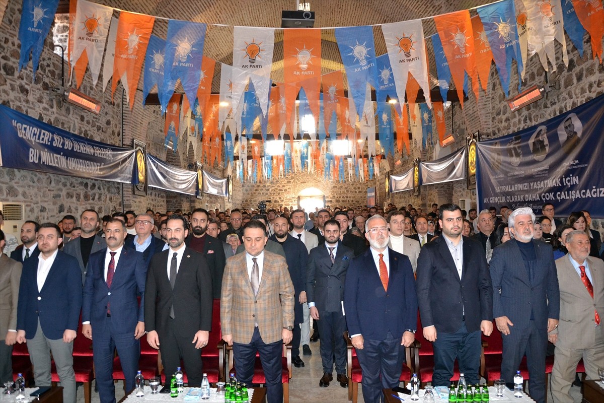 AK Parti Manisa İl Gençlik Kolları 7. Olağan Kongresi, Tarihi Bedesten Nikah Salonu'nda yapıldı....