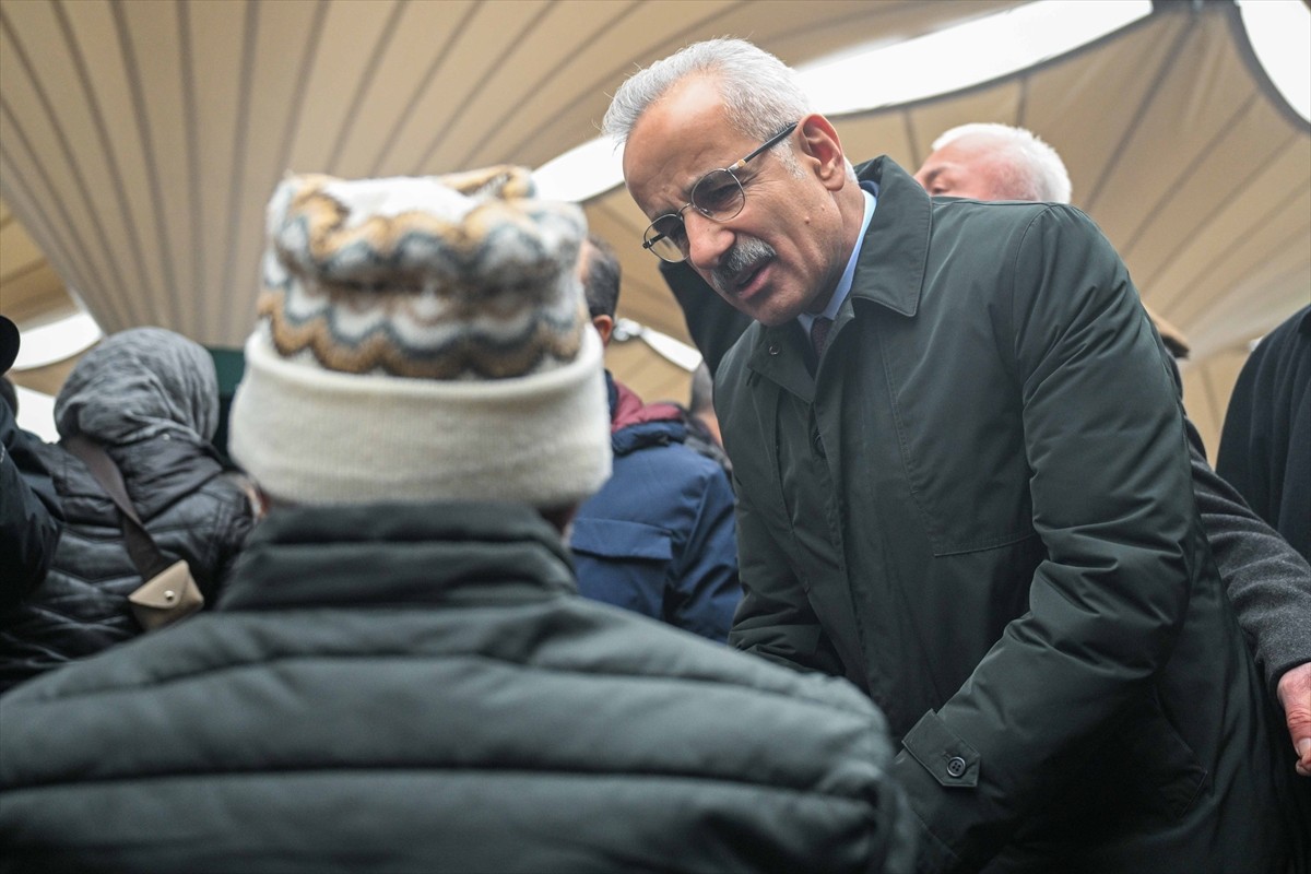 Bolu'daki Kartalkaya Kayak Merkezi'nde bulunan Grand Kartal otelde dün çıkan yangında hayatını...