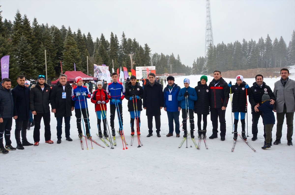 Bolu'nun Gerede ilçesinde başlayan Kayakla Oryantiring Türkiye Şampiyonası 1. Kademe Yarışı...