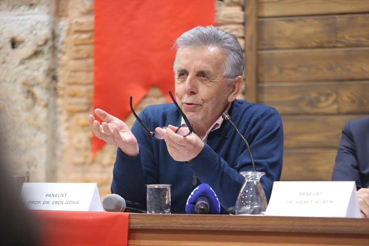 Bursa'da "Gazze'den Küresel Vicdana: İnsanlığın ve Uluslararası Hukukun Sınavı" paneli...