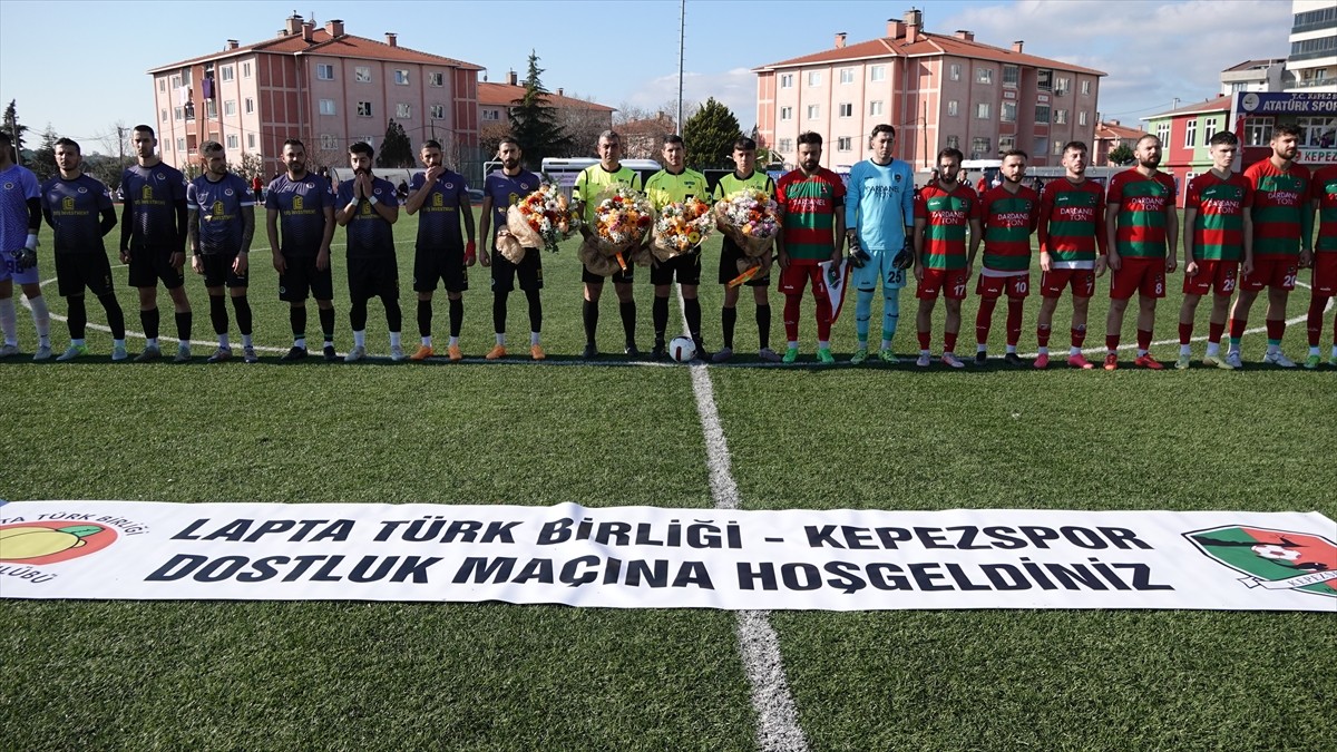 Çanakkale'de Kepezspor ile Kuzey Kıbrıs Türk Cumhuriyeti (KKTC) temsilcisi Lapta Türk Birliği Spor...