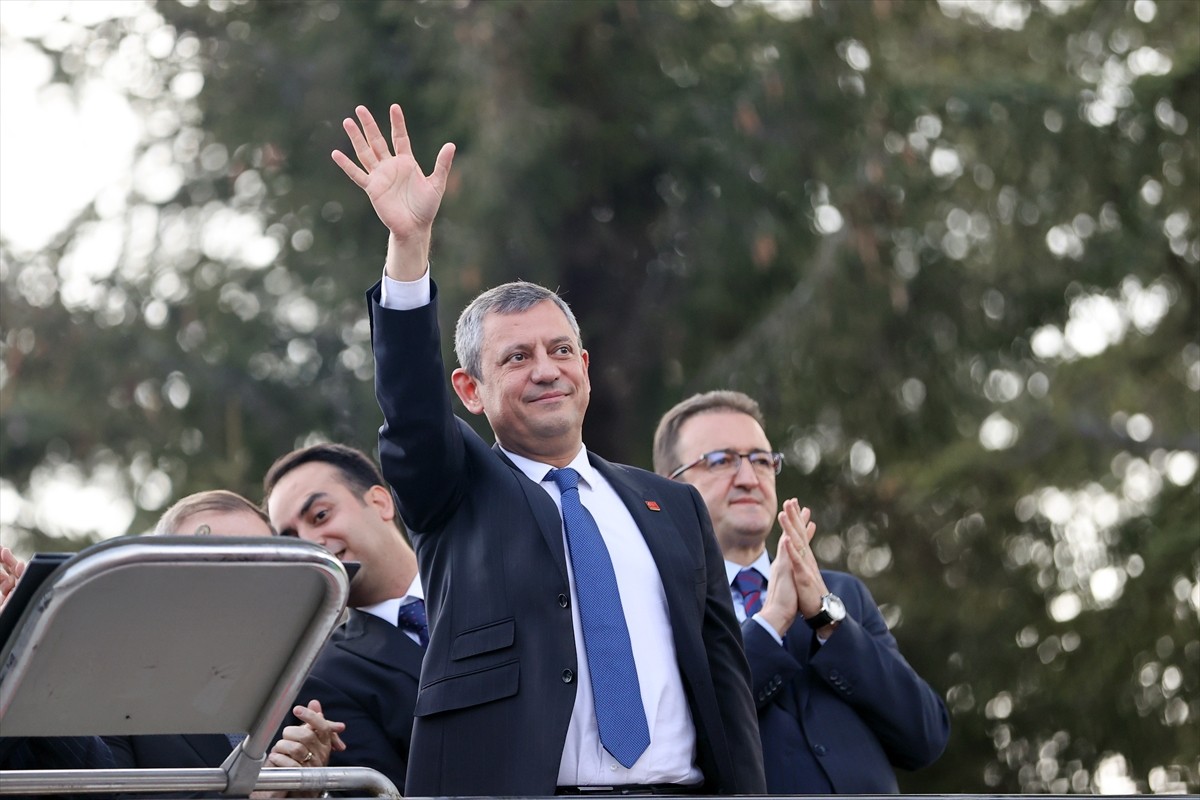 CHP Genel Başkanı Özgür Özel, Konya programı kapsamında Ereğli ilçesindeki 75. Yıl Cumhuriyet...