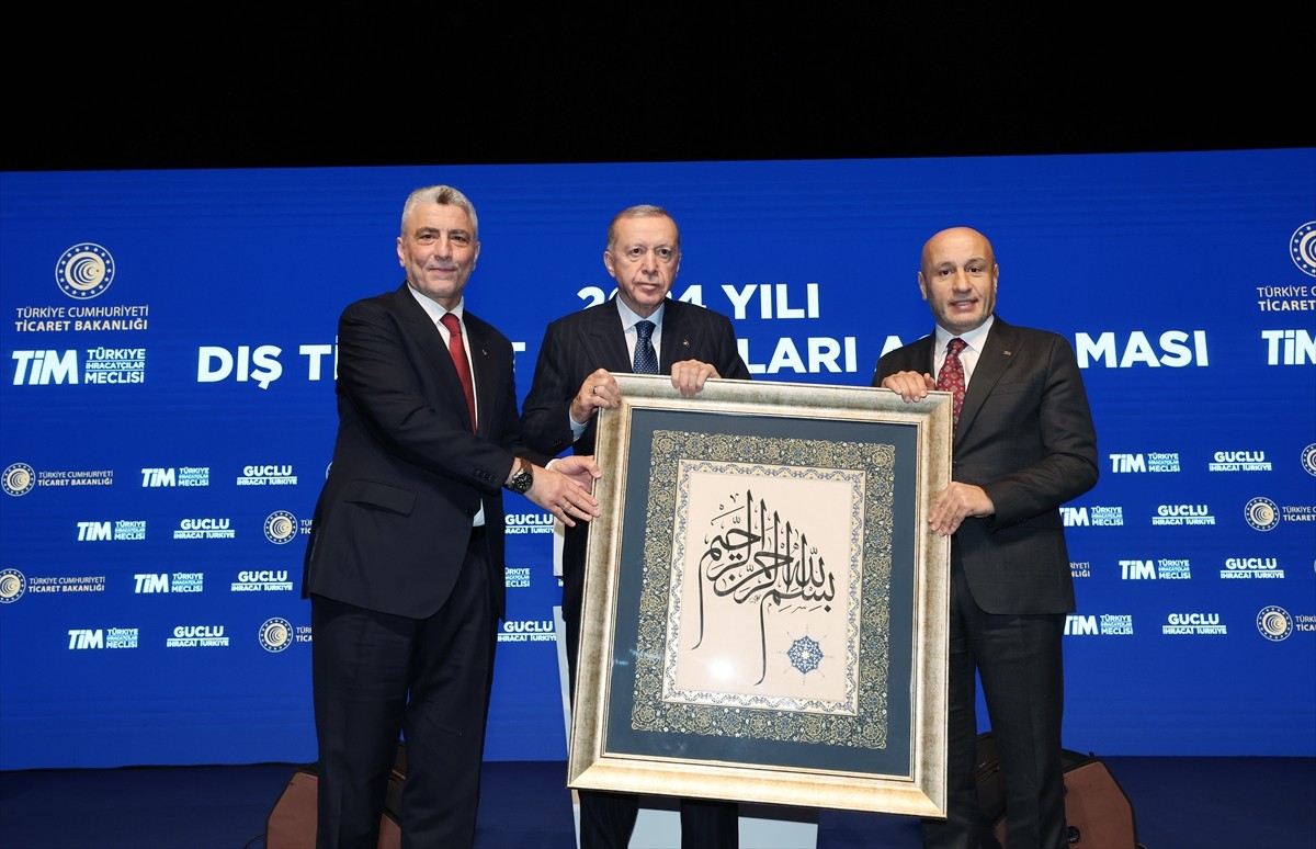 Cumhurbaşkanı Recep Tayyip Erdoğan, Ticaret Bakanlığı ve Türkiye İhracatçılar Meclisi (TİM)...