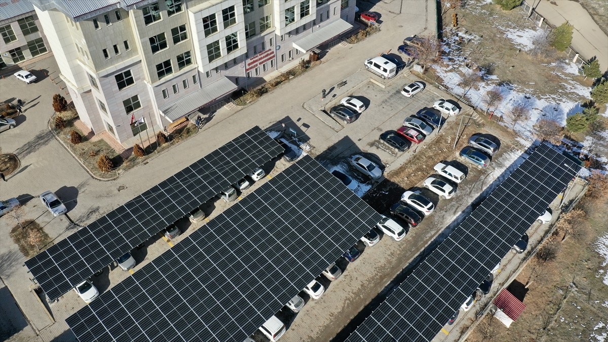 Giresun'daki Şebinkarahisar Devlet Hastanesi'nin elektrik ihtiyacının büyük bölümü, Çevre...