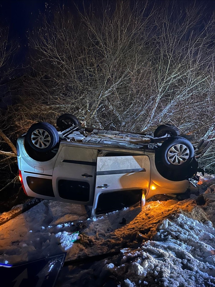 Gümüşhane'de meydana gelen trafik kazasında 4 kişi yaralandı.