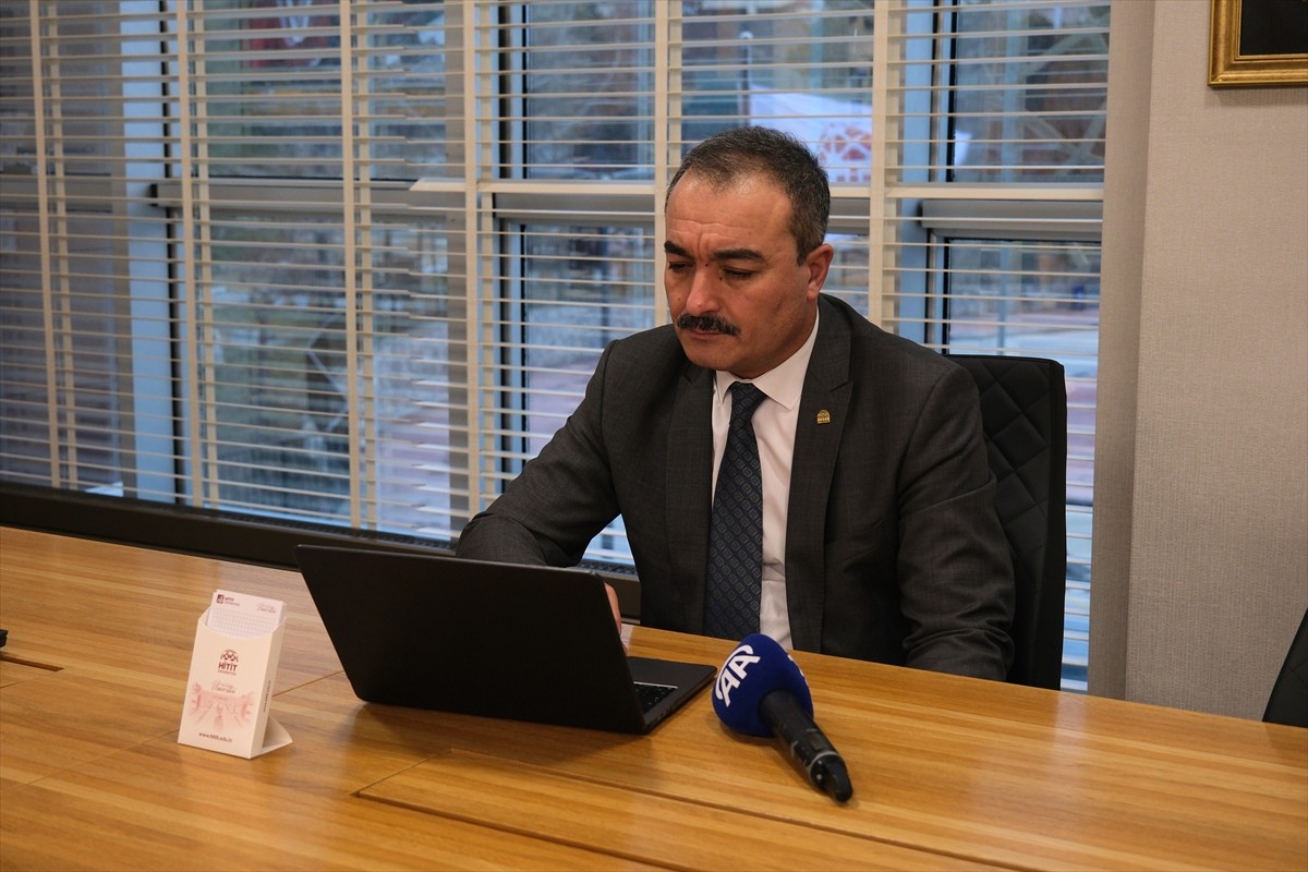 Hitit Üniversitesi Rektörü Prof. Dr. Ali Osman Öztürk, Anadolu Ajansının (AA) gözünden 2024'e...