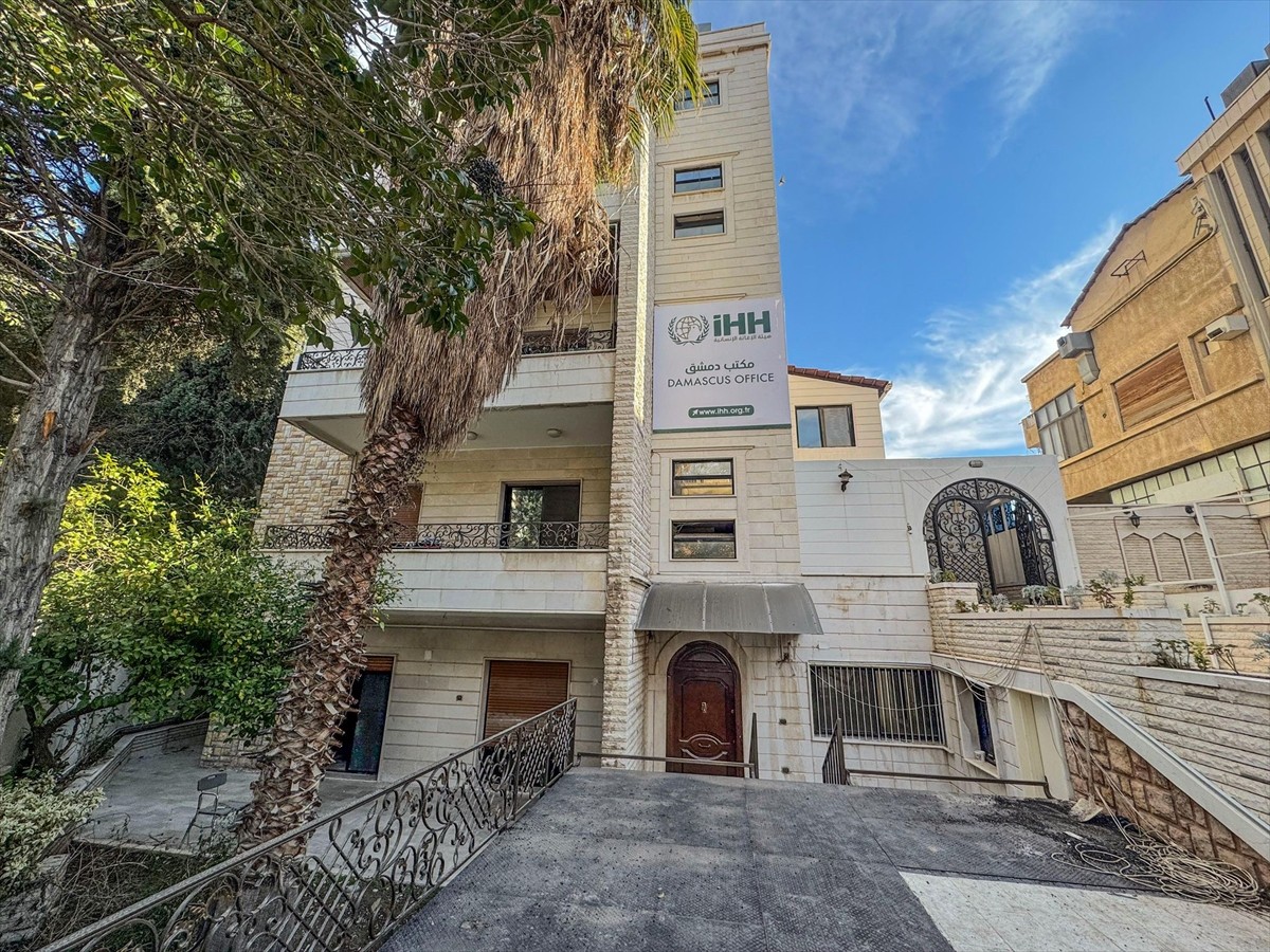 İnsan Hak ve Hürriyetleri (İHH) İnsani Yardım Vakfı, Suriye'deki çalışmalarını daha etkin ve geniş...