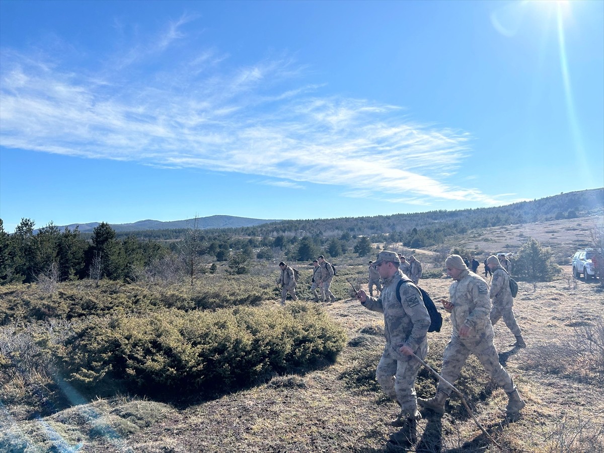 Kastamonu'nun Devrekani ilçesinde ailesi tarafından kayıp ihbarı yapılan 66 yaşındaki Ömer...