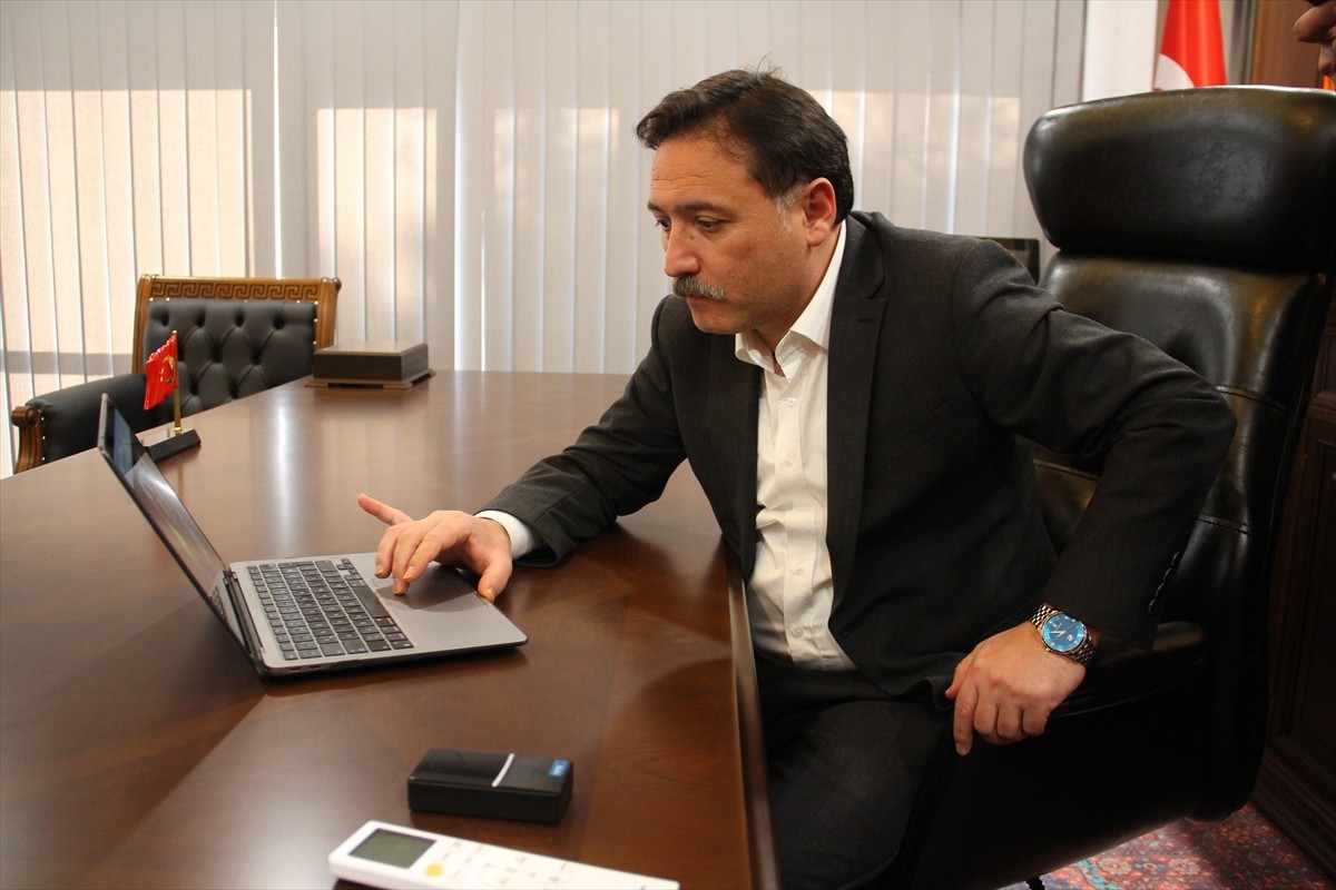 Kayseri Valisi Gökmen Çiçek, Anadolu Ajansının (AA) gözünden 2024'e damga vuran olaylara ve yaşama...