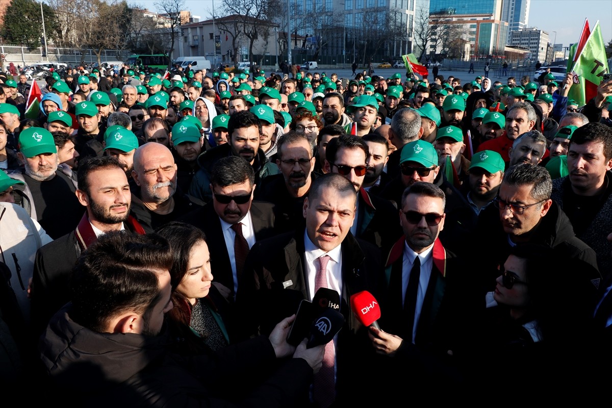 Martı şirketinin kurucusu Oğuz Alper Öktem, İstanbul 14. Asliye Ticaret Mahkemesi'nde görülen...