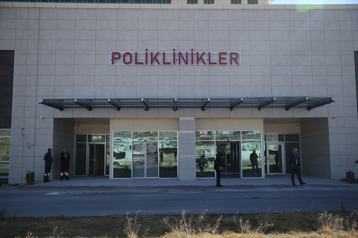 Niğde Ömer Halisdemir Üniversitesi Eğitim ve Araştırma Hastanesinin yaklaşık 2 milyar lira...