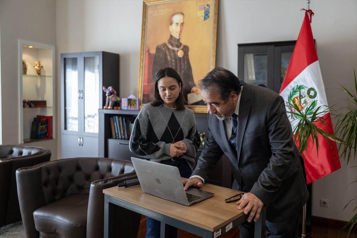 Peru'nun Ankara Büyükelçisi Cesar De las Casas, Anadolu Ajansının (AA) gözünden 2024'e damga vuran...