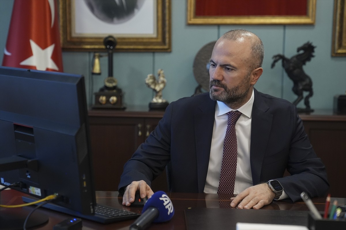 PTT AŞ Genel Müdürü Hakan Gülten, Anadolu Ajansının (AA) gözünden 2024'e damga vuran olaylara ve...