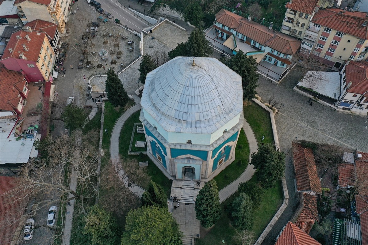 Tarihi mekanları ve doğal güzellikleri barındıran "Osmanlı'nın ilk payitahtı" Bursa'daki Yeşil ve...
