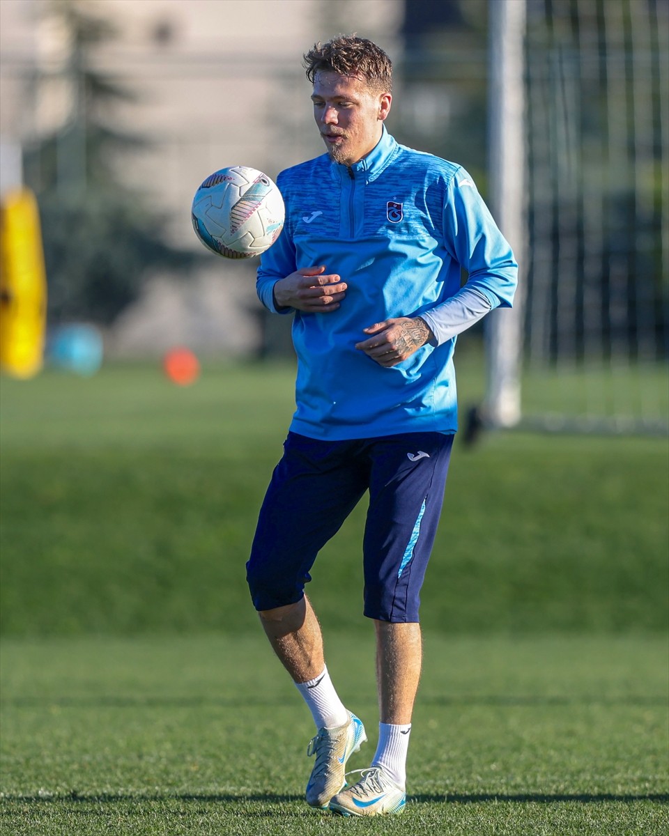 Trabzonspor, Trendyol Süper Lig'in 18. haftasında deplasmanda Reeder Samsunspor ile yapacağı maçın...