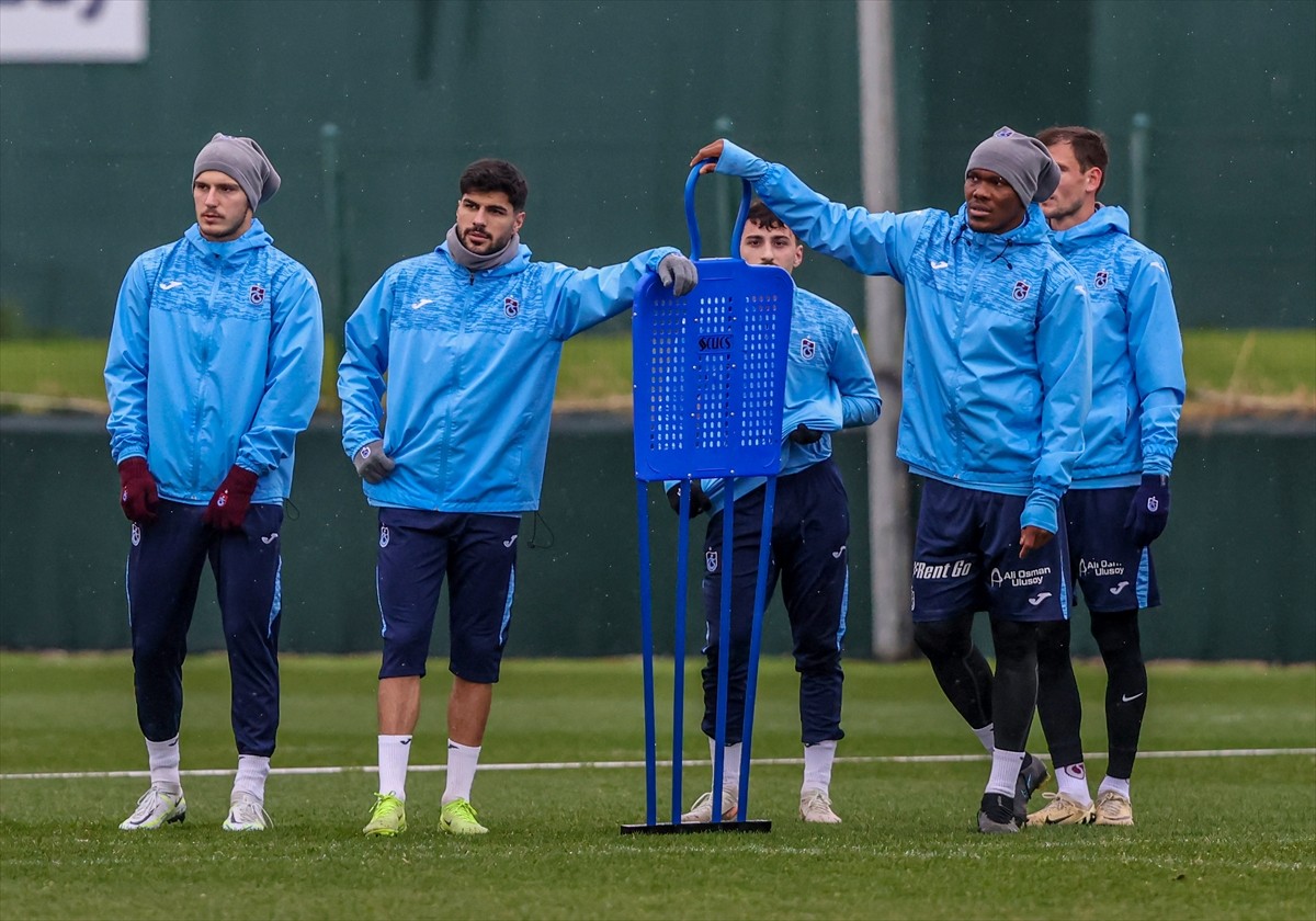 Trabzonspor, Trendyol Süper Lig'in 20. haftasında sahasında Net Global Sivasspor ile yapacağı...