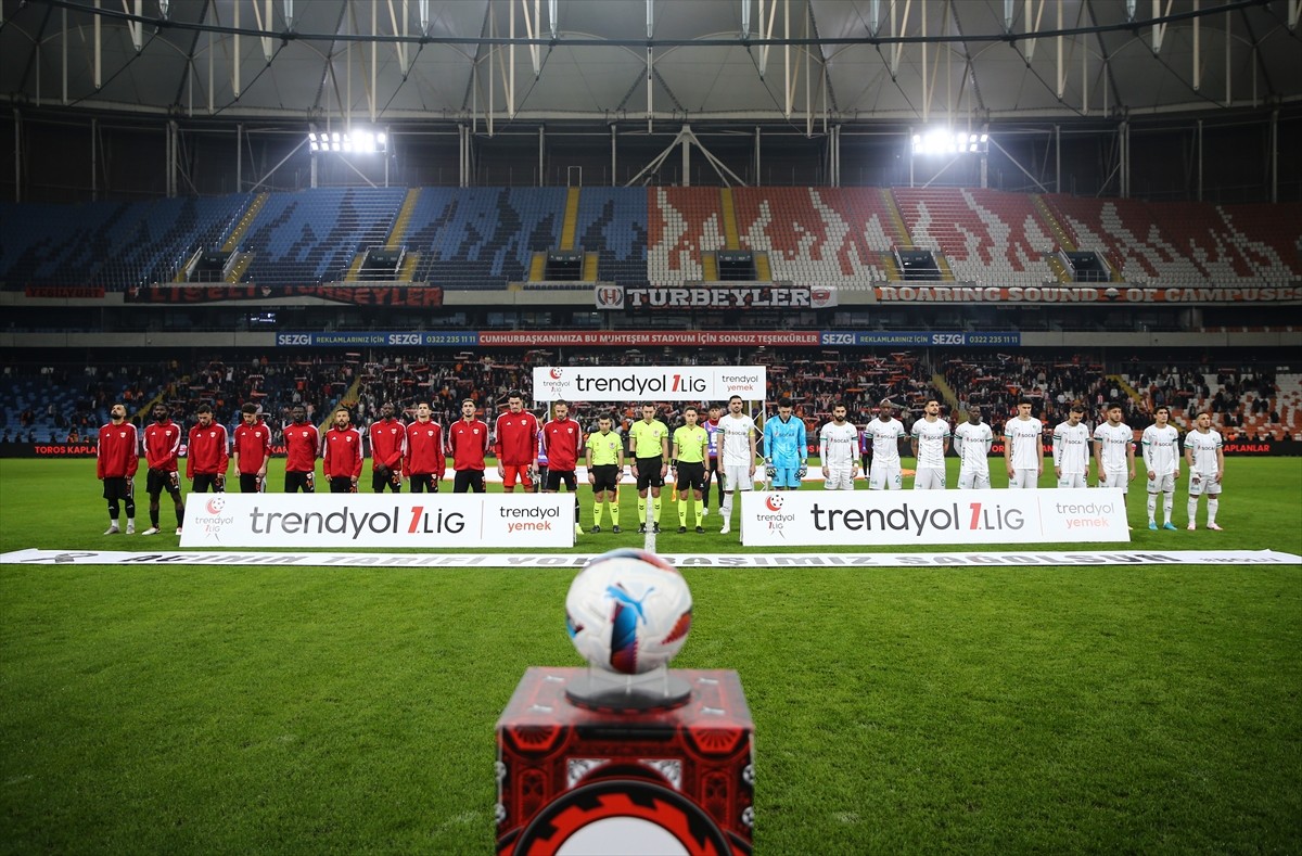 Trendyol 1.Lig’in 21. haftasında Adanaspor ile Alagöz Holding Iğdır FK, Yeni Adana Stadyumu'nda...