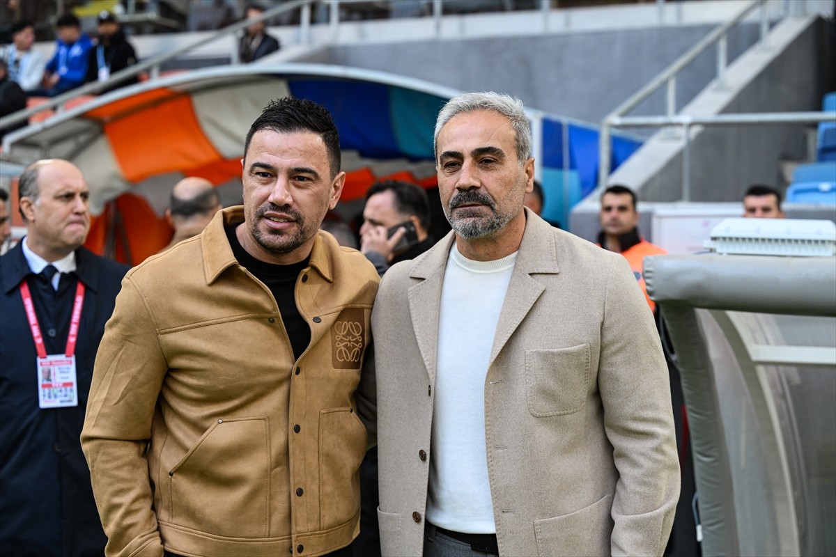 Trendyol Süper Lig'in 18. haftasında Adana Demirspor ile RAMS Başakşehir, Yeni Adana Stadyumu'nda...