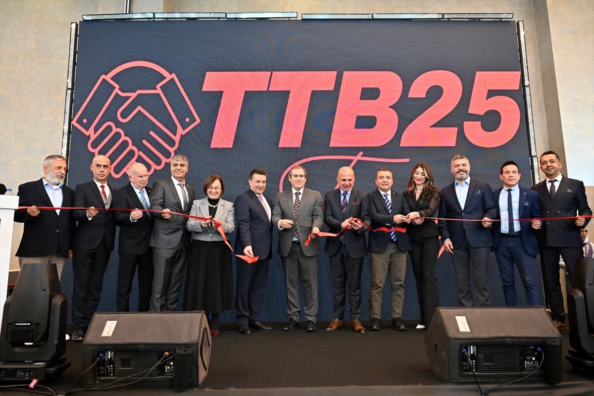 Turizm Profesyonel Oluşum Platformu tarafından Antalya'da düzenlenen "Türkiye Turizm Tedarik...