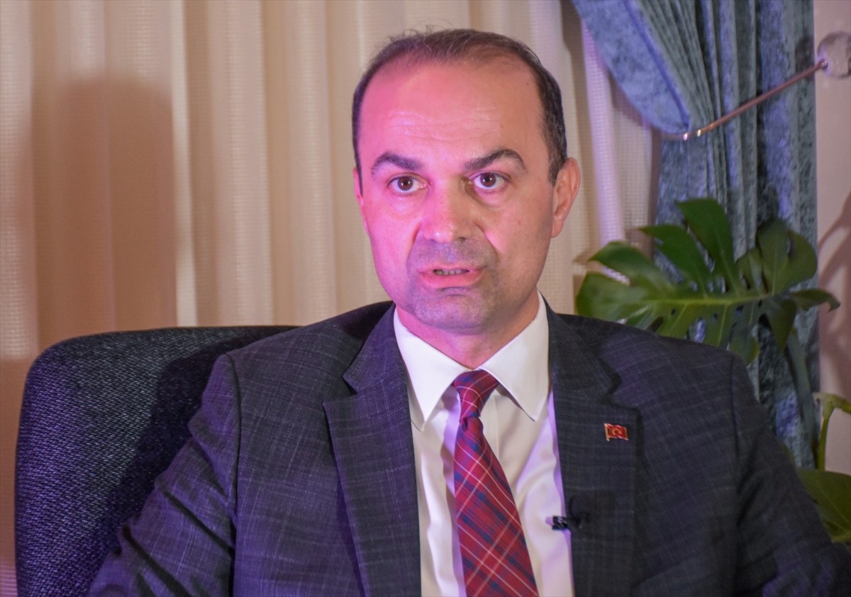 Türkiye'nin Musul Başkonsolosu Serhad Varlı, Türkiye ile tarihi ve kültürel ilişkileri bulunan...