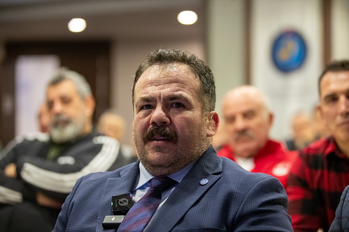 Türkiye İşitme Engelliler Federasyonu, Japonya'nın başkenti Tokyo'da kasım ayında düzenlenecek...