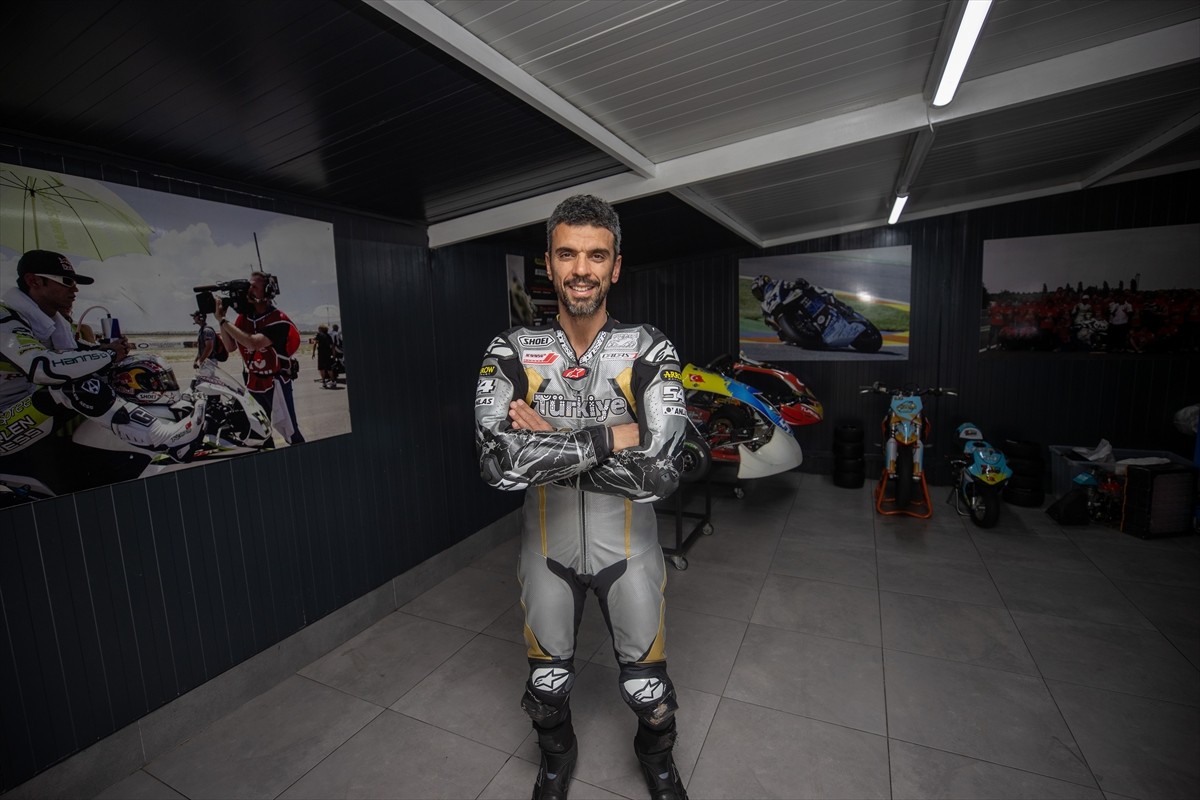 Türkiye Motosiklet Federasyonu Milli Takımlar Kaptanı Kenan Sofuoğlu, AA muhabirine, 2025 sezonu...